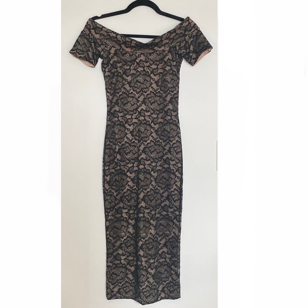 Dress the population midi off-the-shoulder black & nude lace dress size small